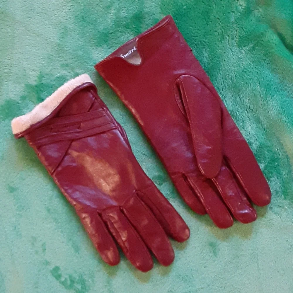 Burgundy Leather Gloves